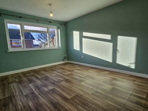 Lounge- click for photo gallery